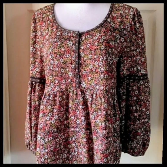 Max Studio Tops - NWT Spring Max Studio Cottagecore Top black Pink Floral print Valentine's Sm